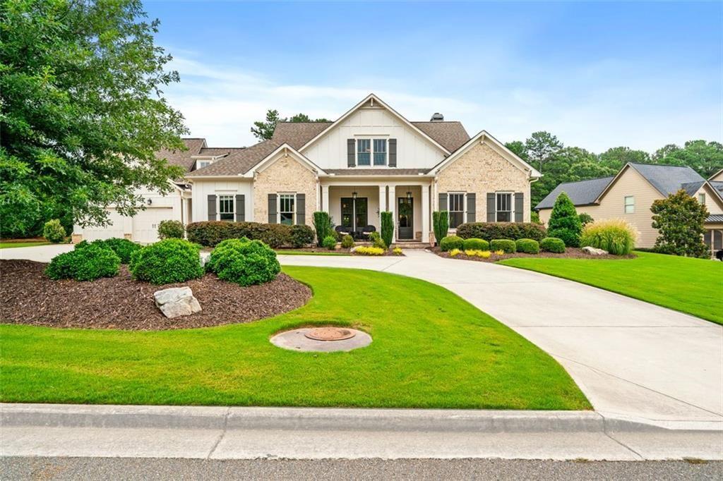 Property Photo: 4850 Churchill Ridge Drive GA 30028