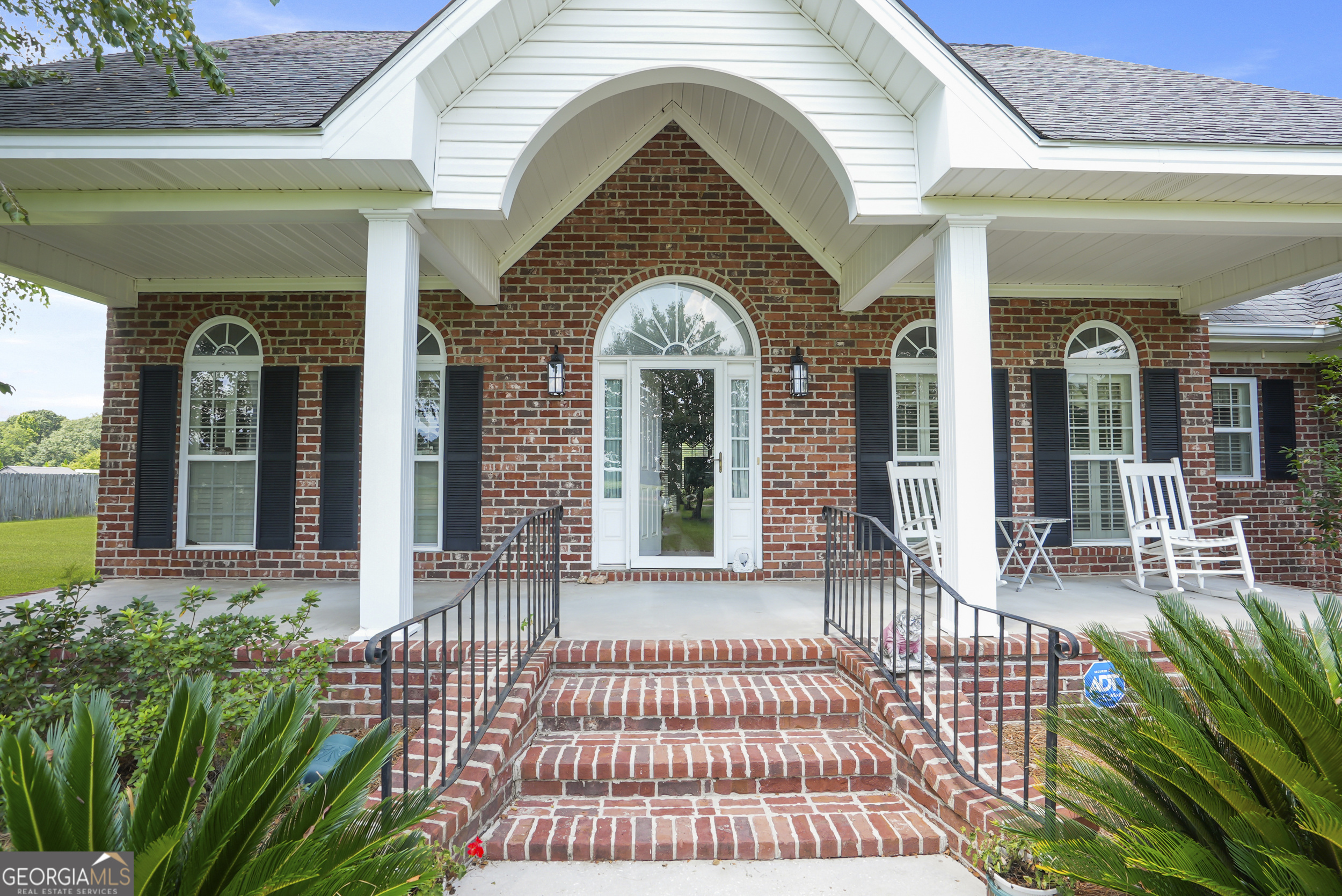 Property Photo: 725 W Lane Street GA 30415