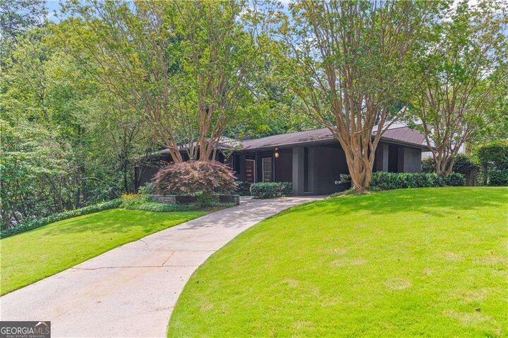 Property Photo: 2901 N Hills Drive NE GA 30305