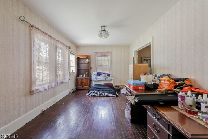 Property Photo: 981 Valley Rd NJ 07013
