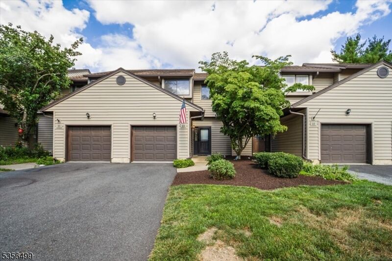 Property Photo:  13 Cardinal Ln 13  NJ 07860 