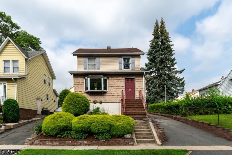 638 Lillian Ter  Union Twp. NJ 07083 photo