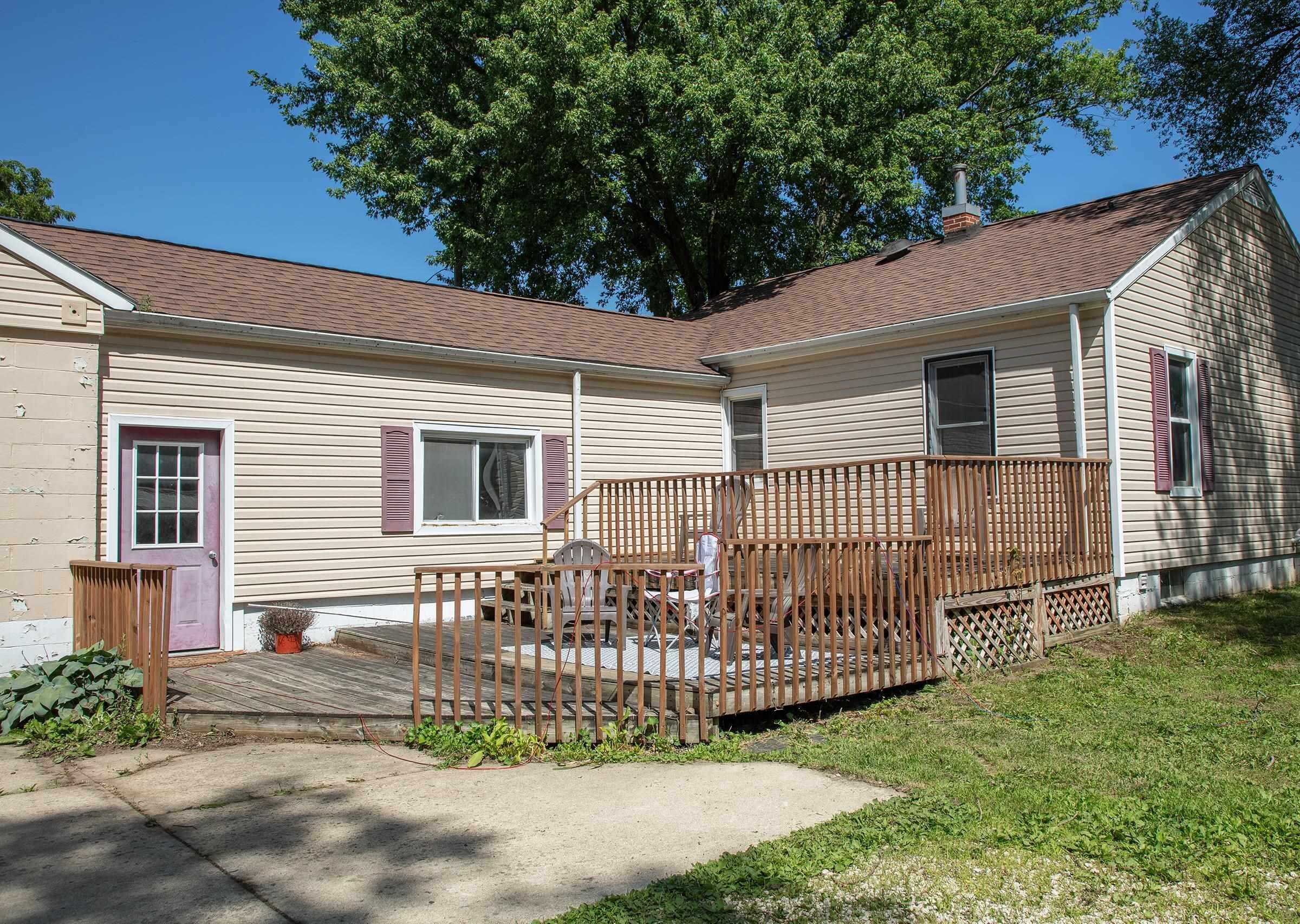Property Photo: 2713 Center Street IA 50613