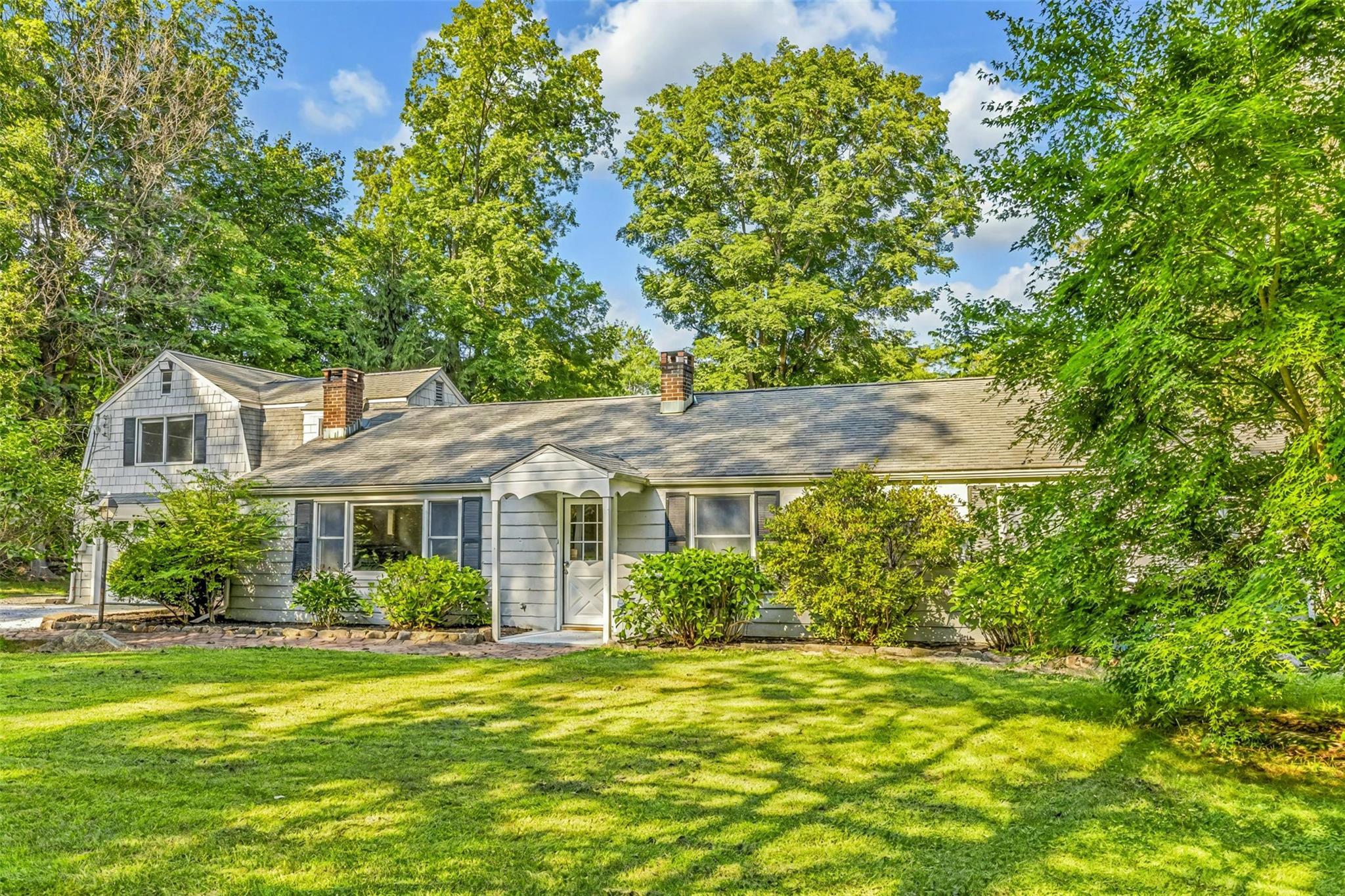Property Photo: 8 West Lane NY 10590