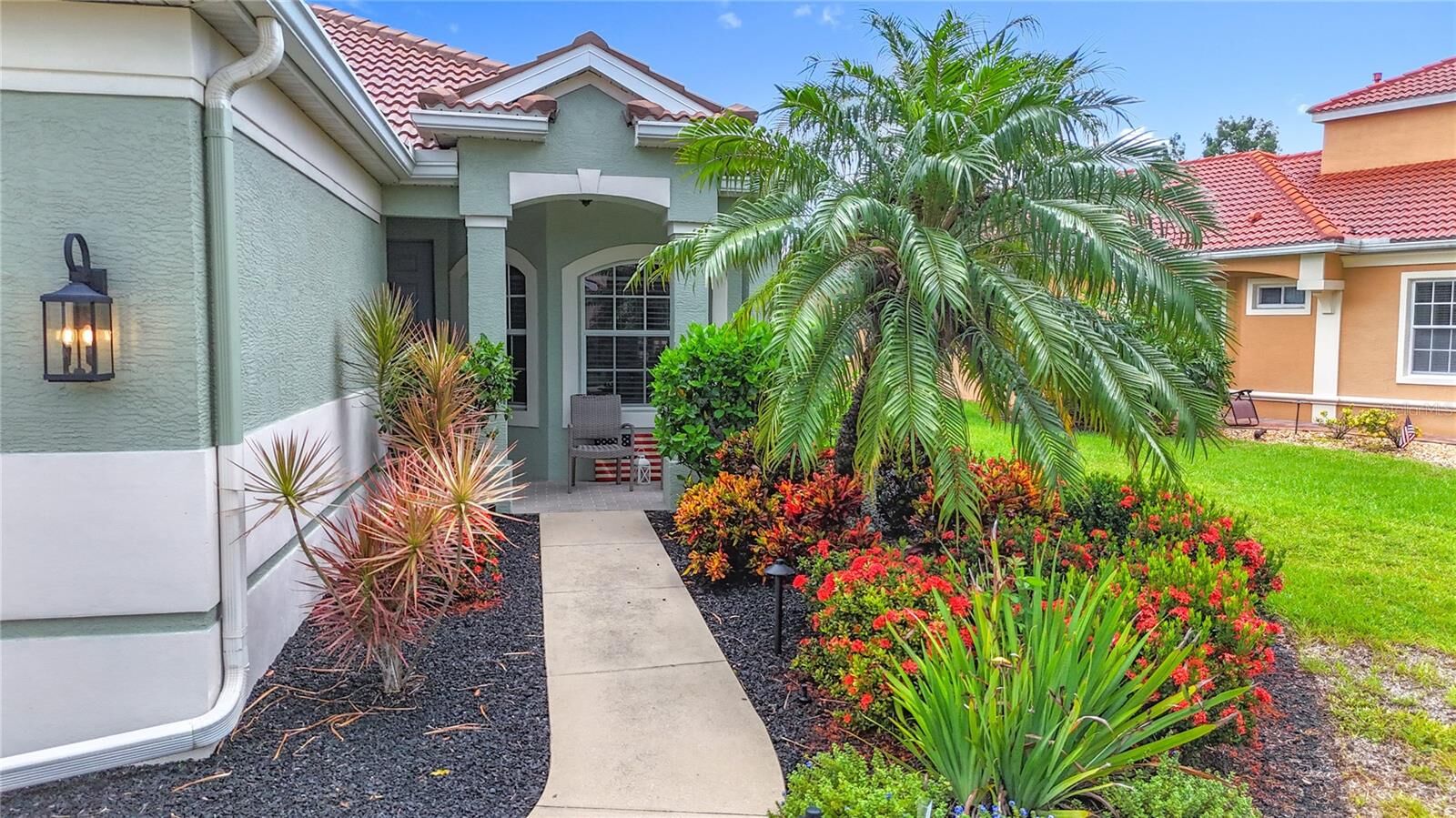 Property Photo:  6385 Rookery Circle  FL 34203 