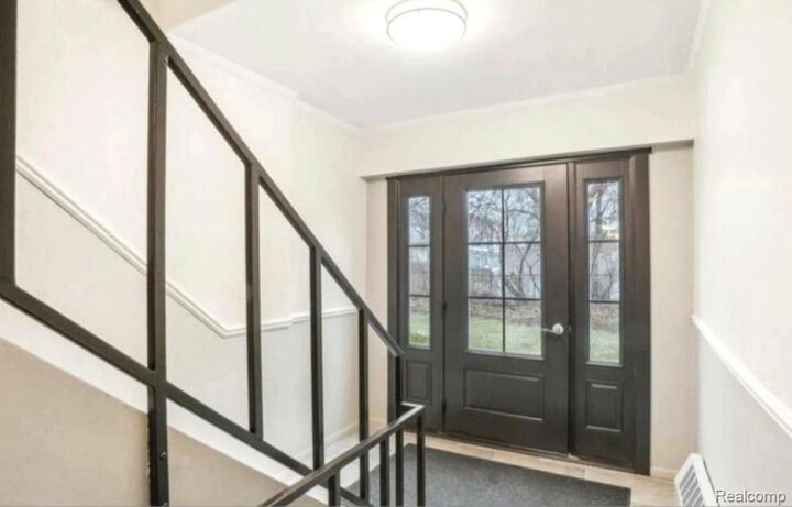 Property Photo:  801 Plate Street 201  MI 48307 1646