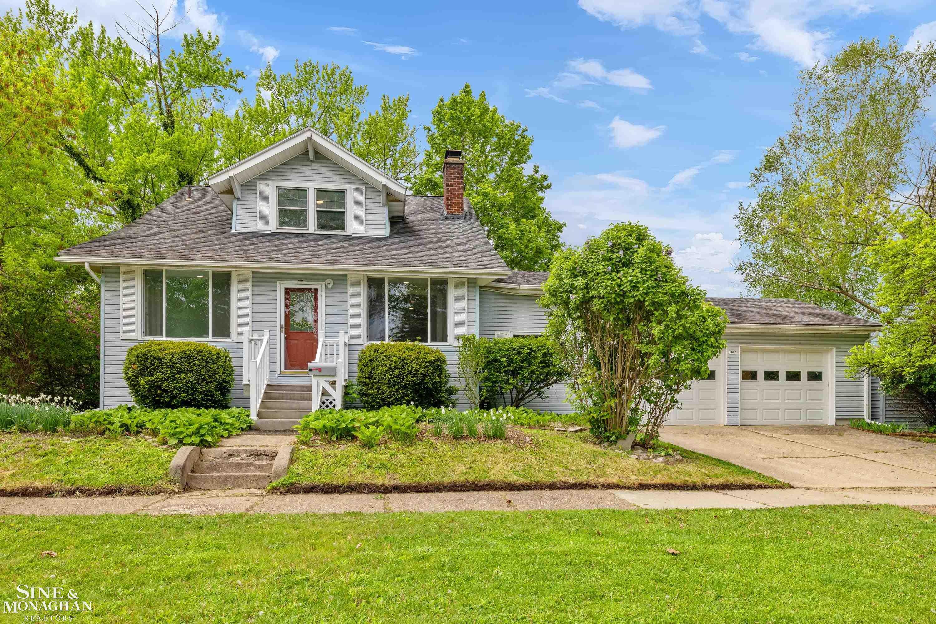 Property Photo:  1320 Georgia Avenue  MI 48040 