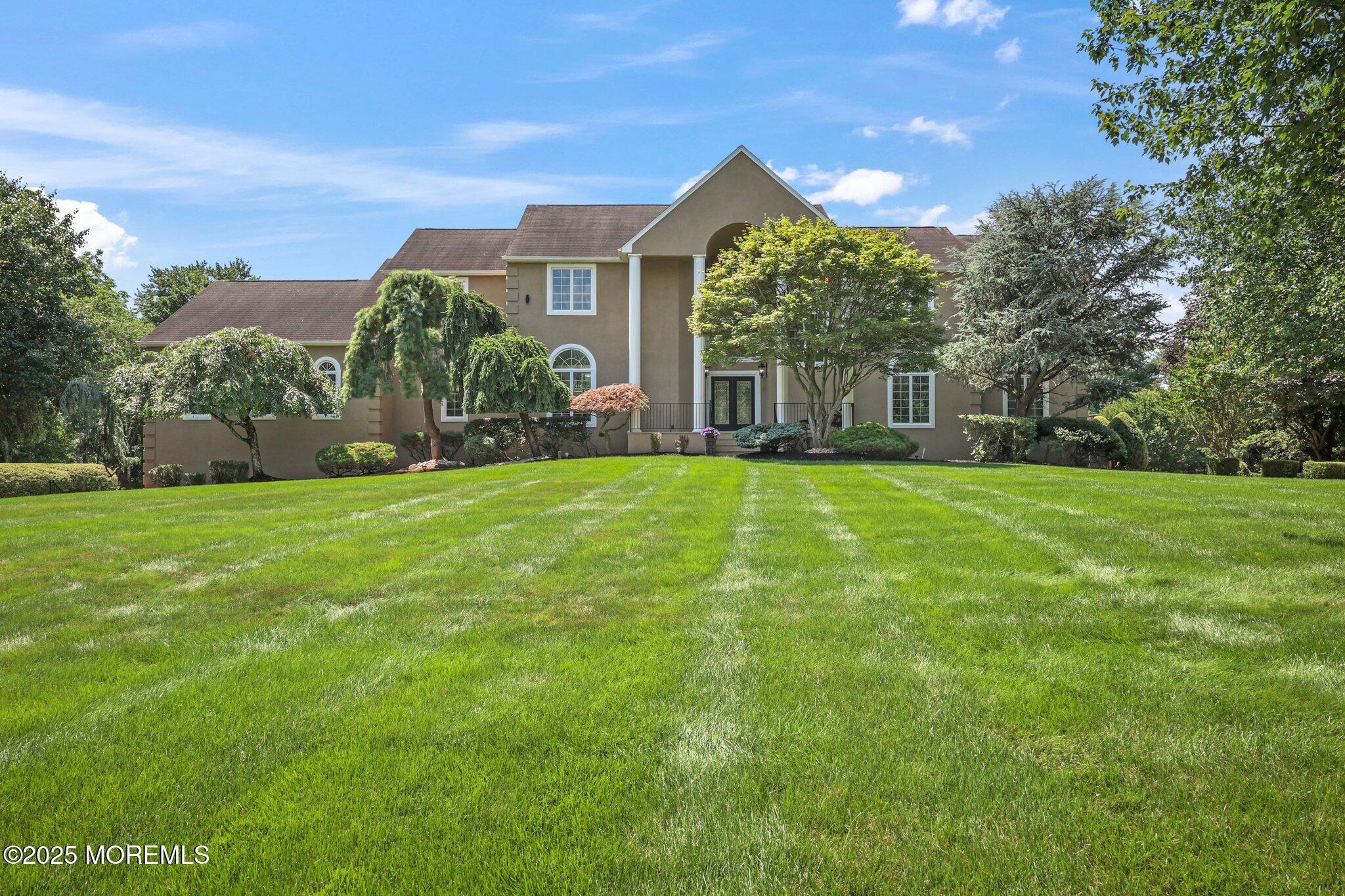 Property Photo:  9 Old Cider Mill Road  NJ 07726 