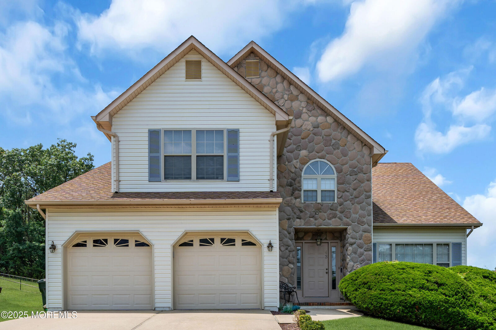 Property Photo:  43 Winchester Drive  NJ 07731 