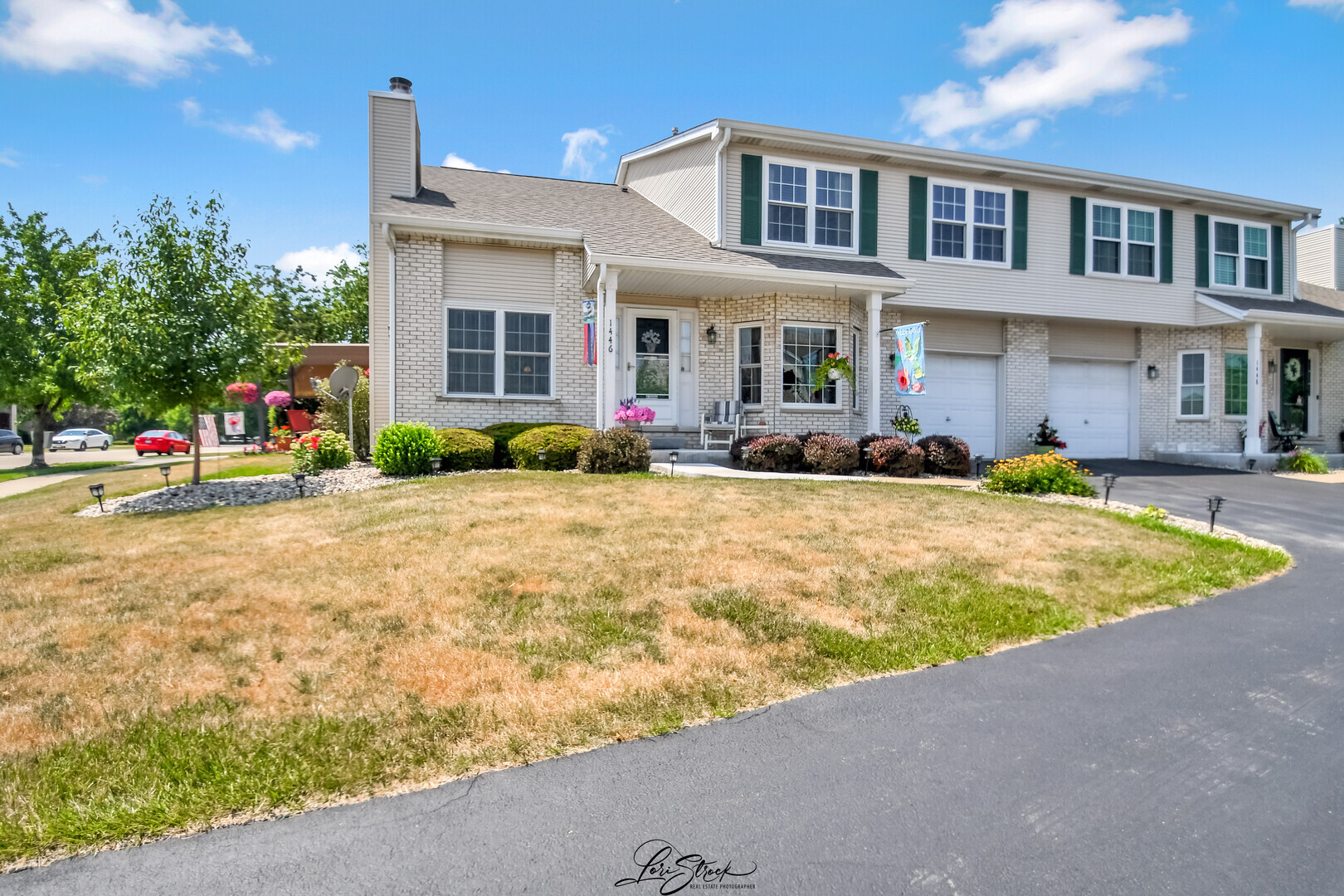 Property Photo:  1446 Berta Drive  IL 60403 