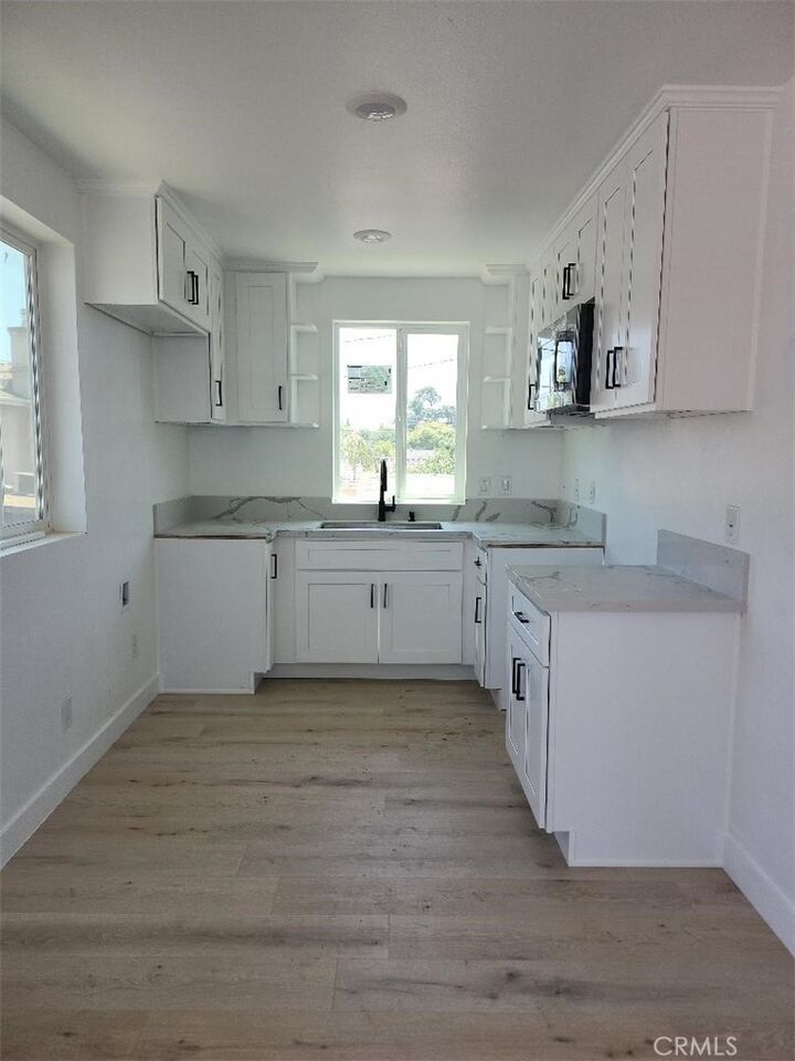 Property Photo:  10531 Alexander Avenue  CA 90280 