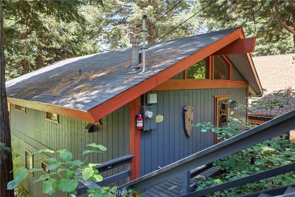 Property Photo: 760 Lake Drive CA 92352