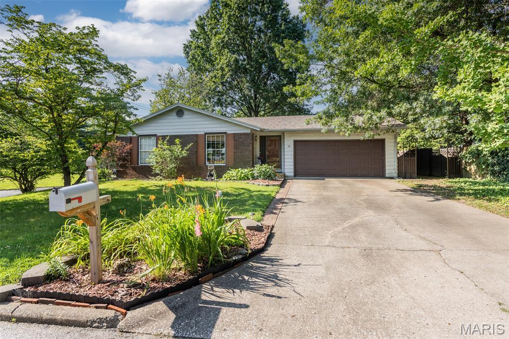 Property Photo: 14 Biscayne Drive IL 62025