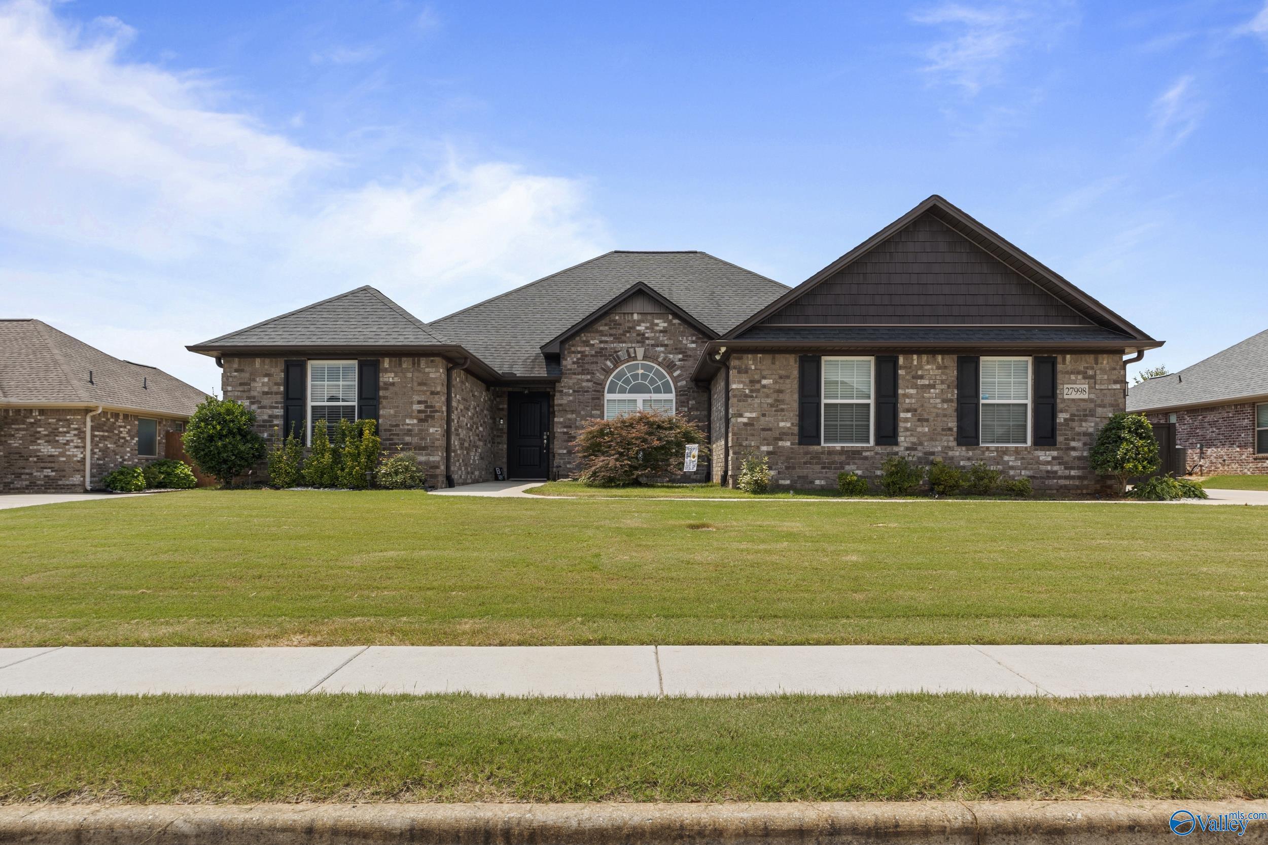 27998 Cross Gate Drive  Madison AL 35756 photo