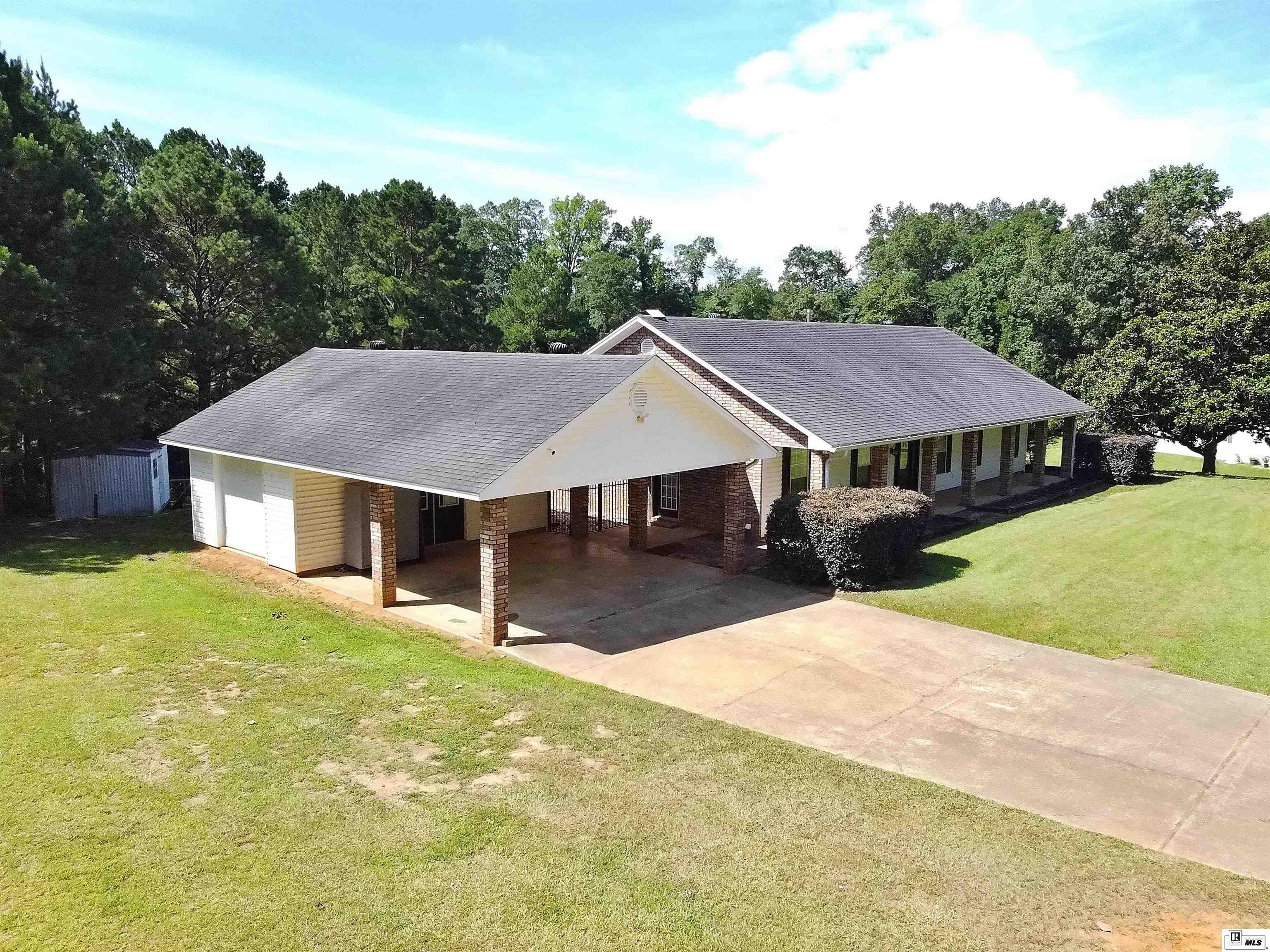 Property Photo:  343 Hemler Road  LA 71241 