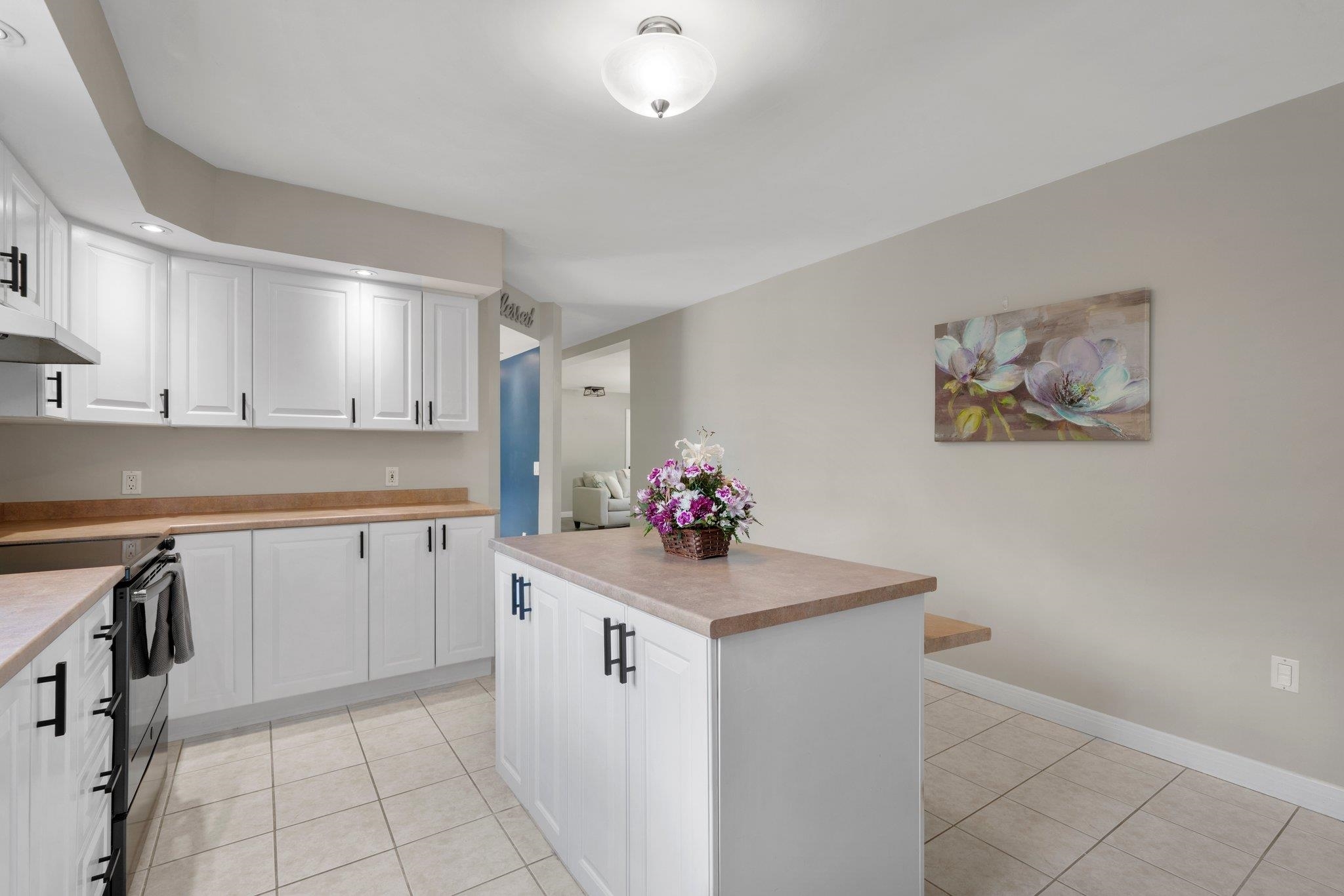 Property Photo:  31 Villanova Drive  NH 03303 