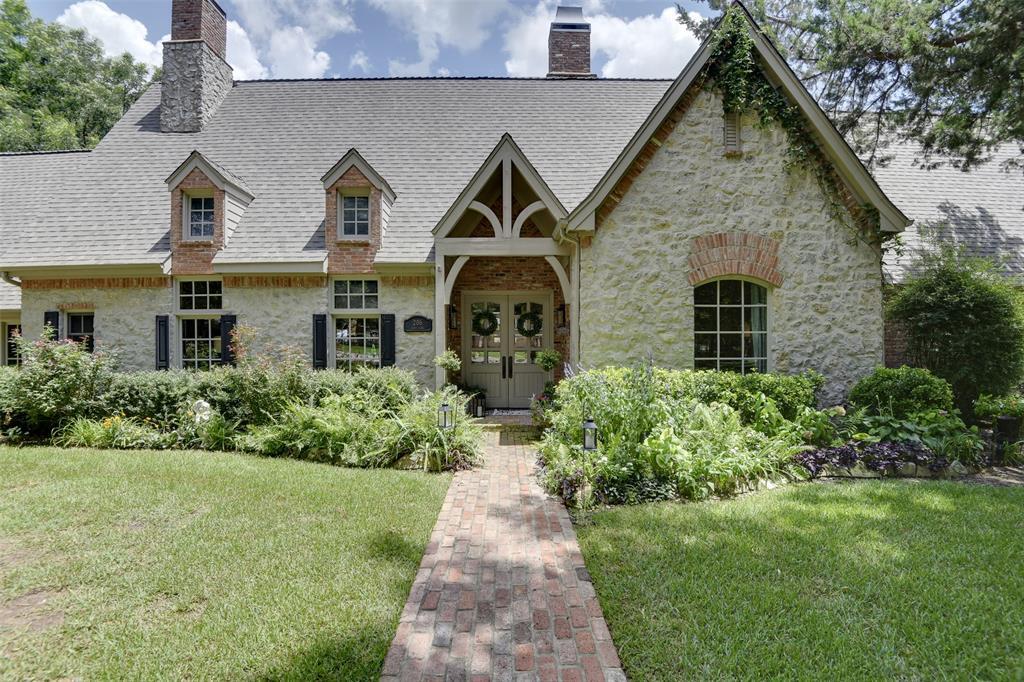 Property Photo: 206 Katy Lake Drive TX 75165