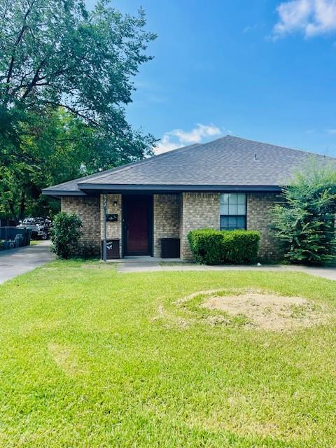 Property Photo: 622 W Belden Street TX 75090