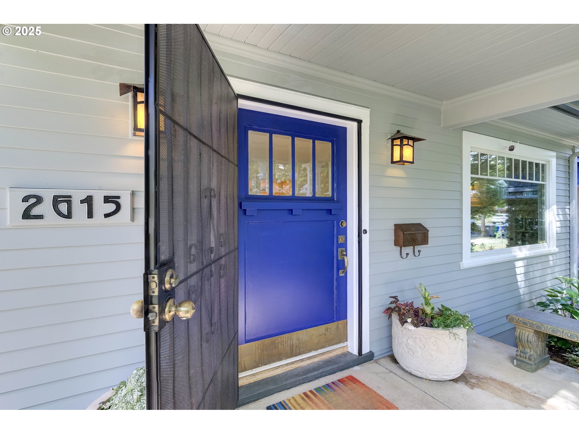 Property Photo: 2615 NE 42nd Ave OR 97213