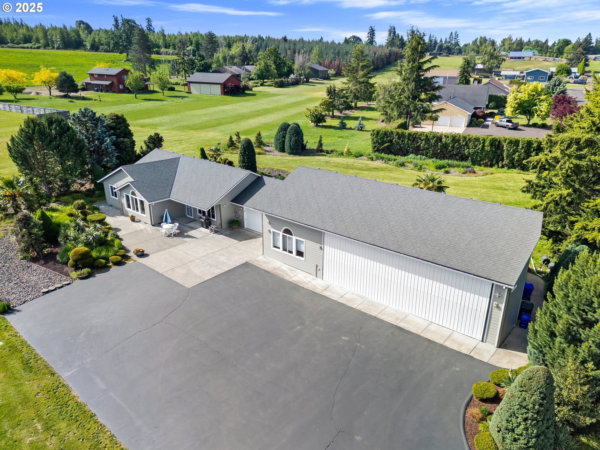 Property Photo: 31800 S Goodtime Rd OR 97038