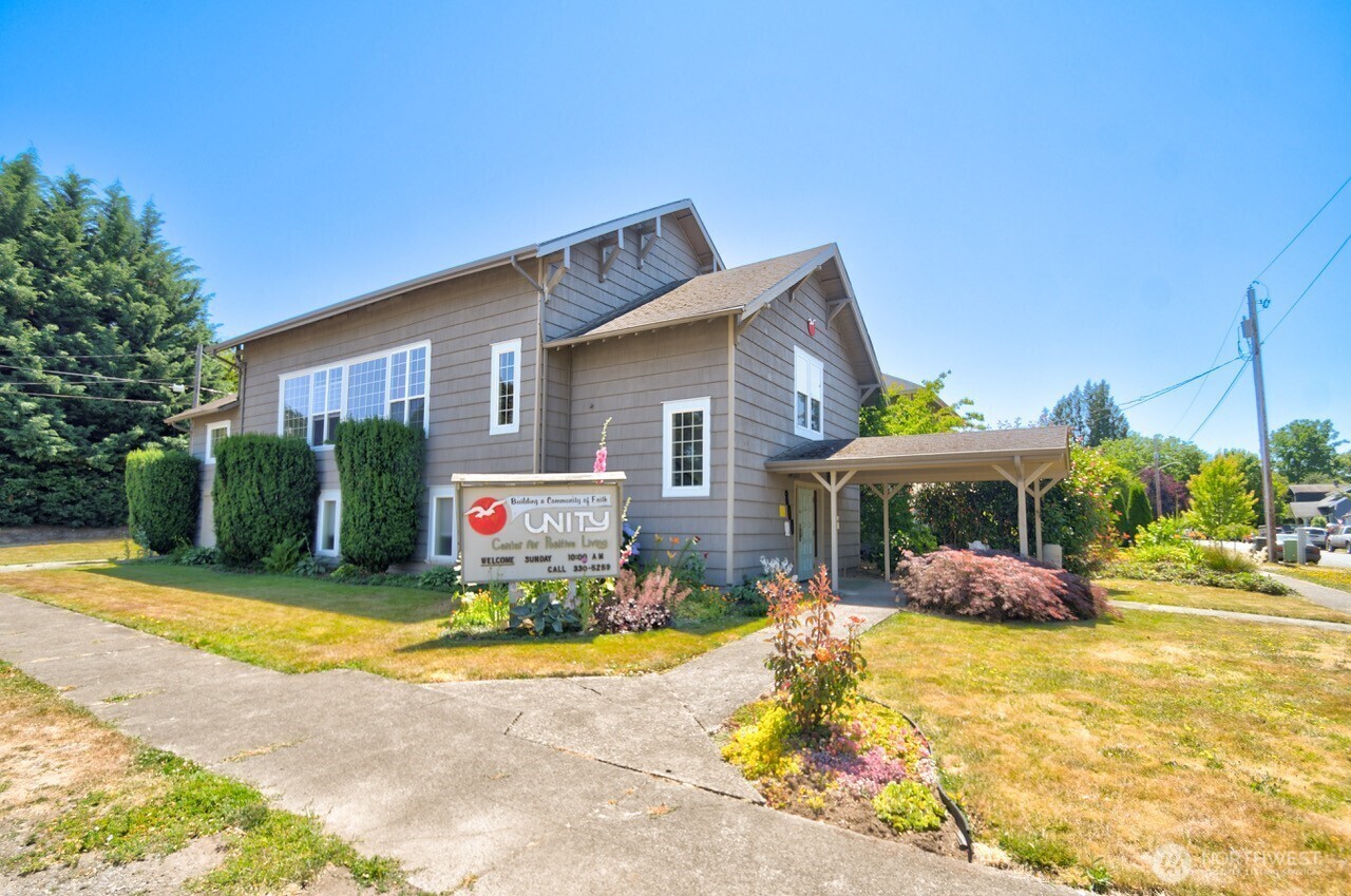 Property Photo: 800 S Pearl Street WA 98531