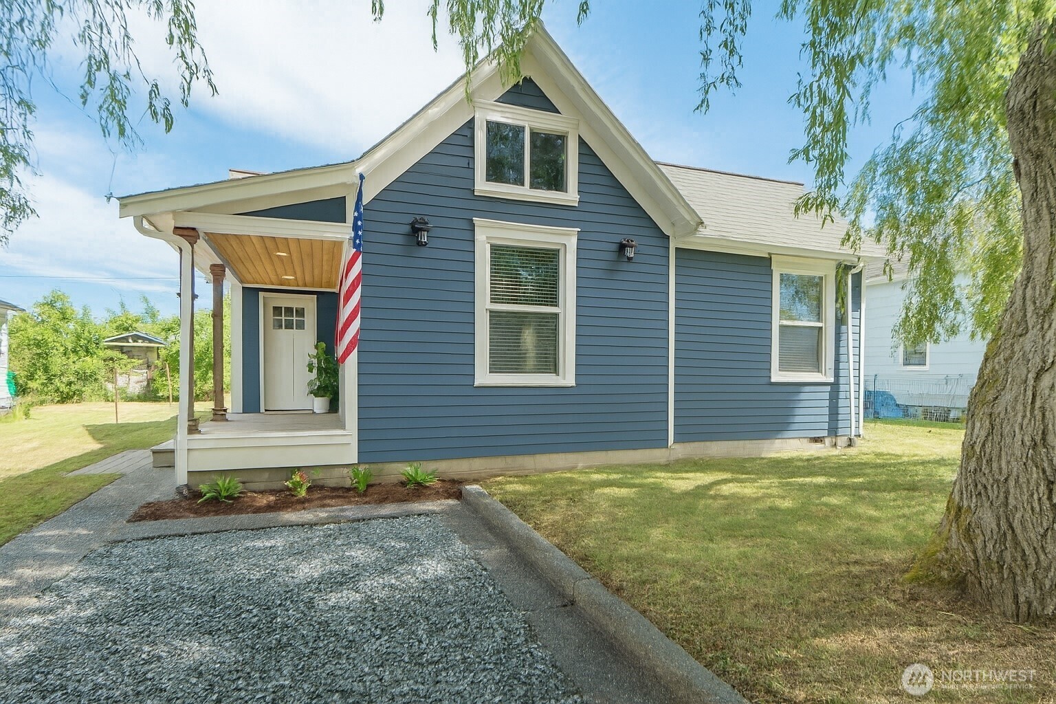 Property Photo: 462 G Street WA 98230