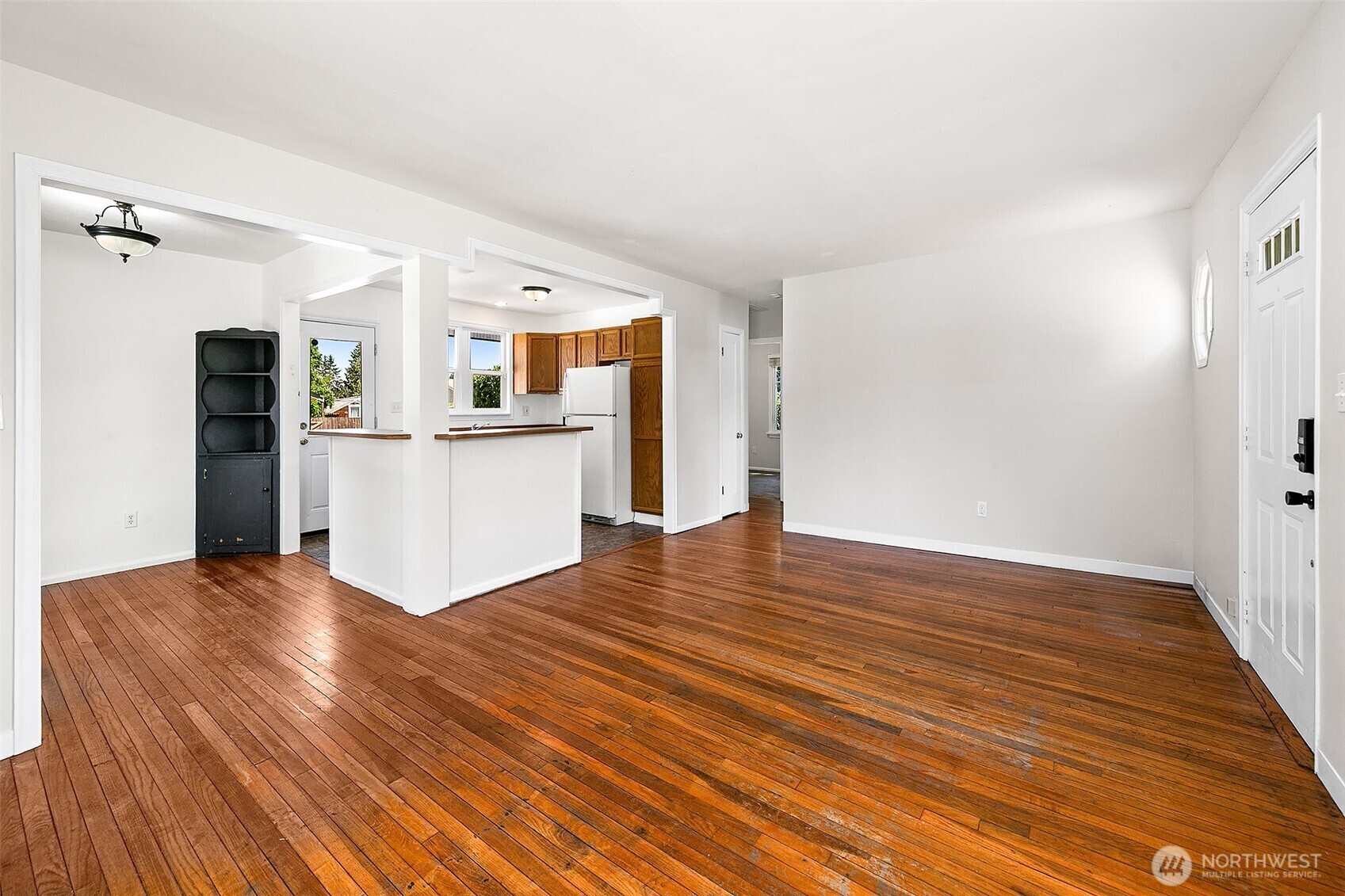 Property Photo: 16024 10th Avenue SW WA 98166