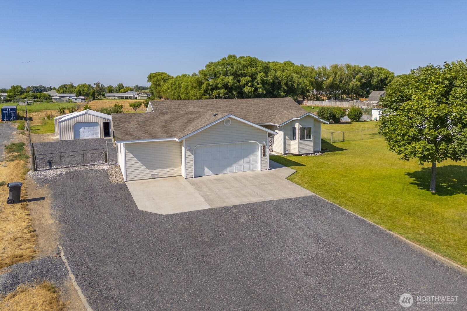 Property Photo:  7246  Blue Goose Road NE  WA 98837 