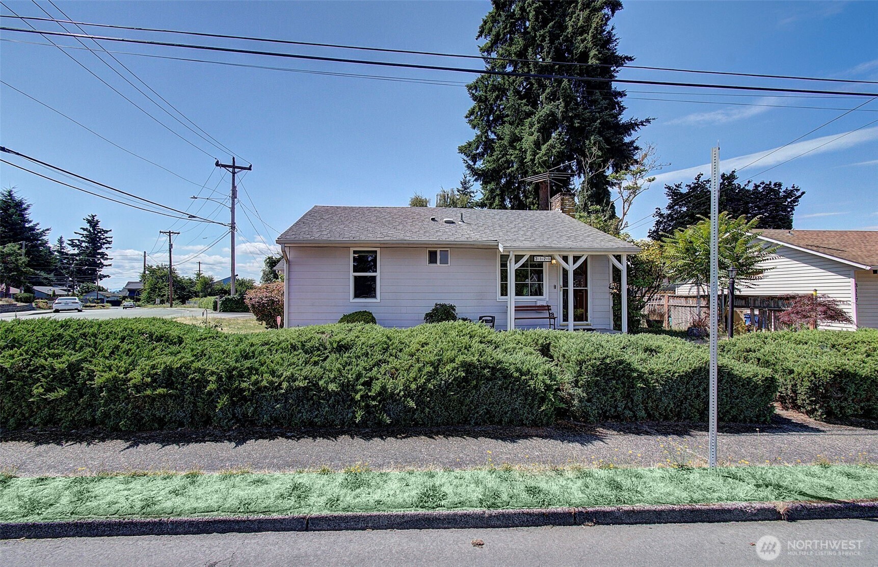 Property Photo: 3121 E McLoughlin Boulevard WA 98661