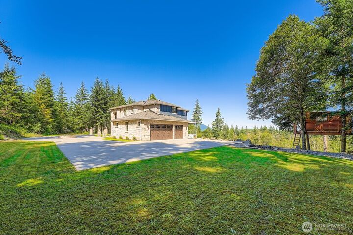 Property Photo:  44250 SE Edgewick Road  WA 98045 