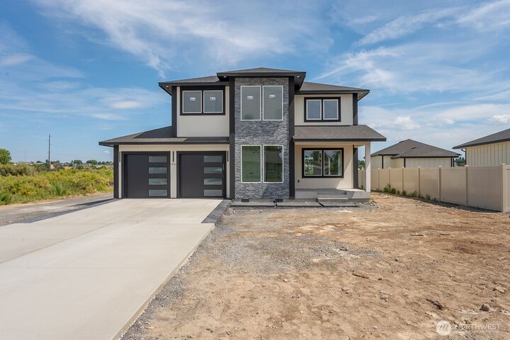 Property Photo:  1515 W Lakeside Drive  WA 98837 