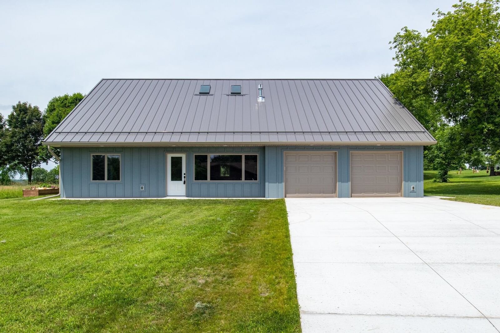 Property Photo:  N8568 Seward Drive  WI 54923