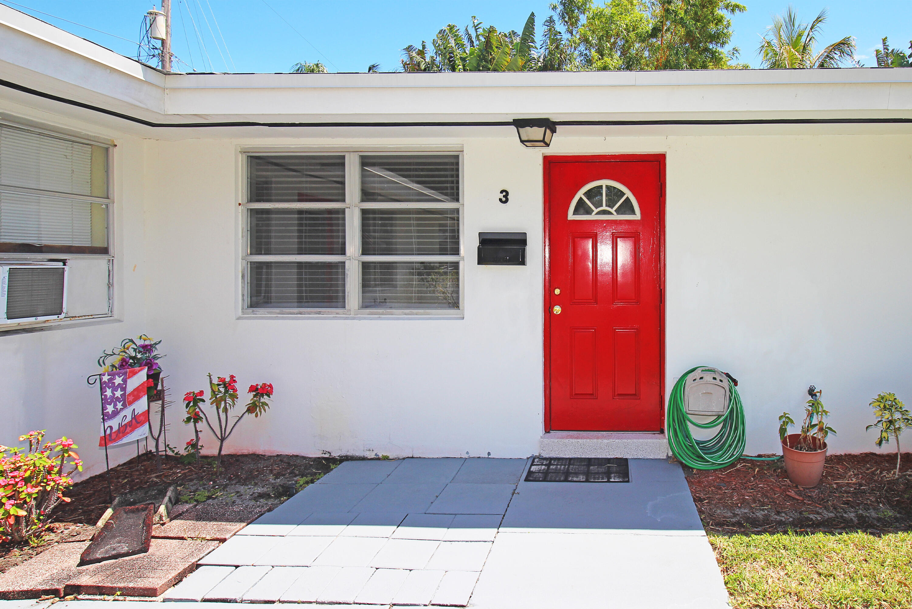 Property Photo: 630 Prosperity Farms Road 3 FL 33408