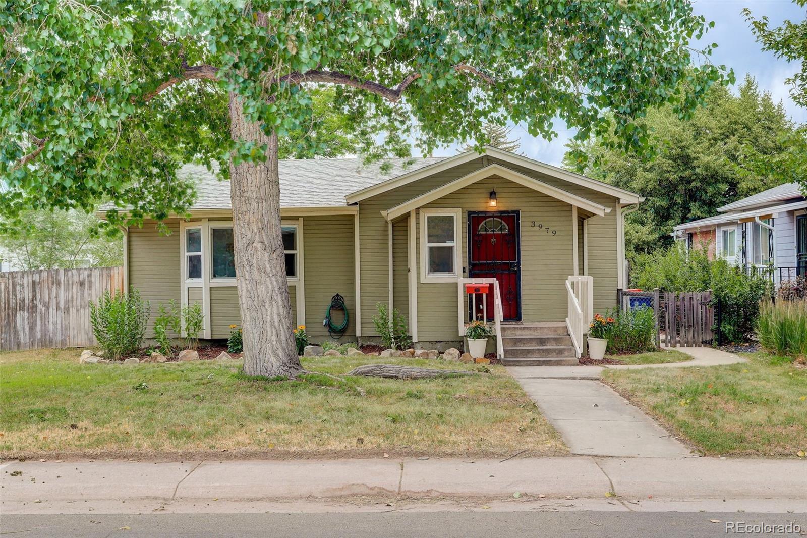 Property Photo: 3979 S Grant Street CO 80113
