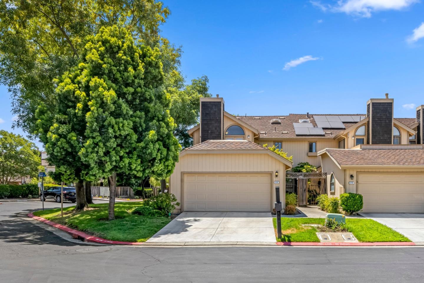 Property Photo:  2137 Darnis Circle  CA 95037 