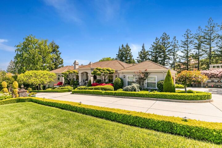 Property Photo:  12308 Crayside Lane  CA 95070 