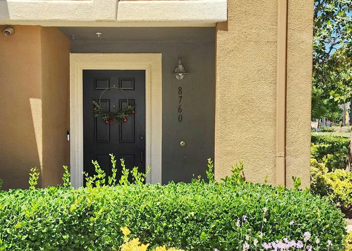 Property Photo: 8760 Esplanade Park Ln CA 92123