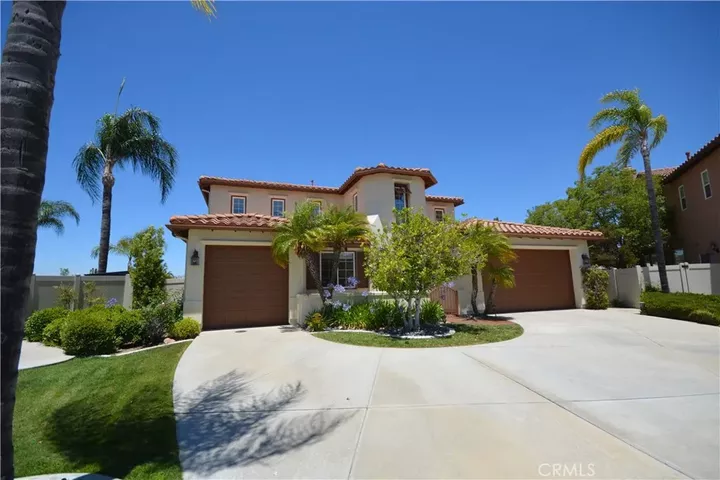 Property Photo:  45605 Corte Royal  CA 92592