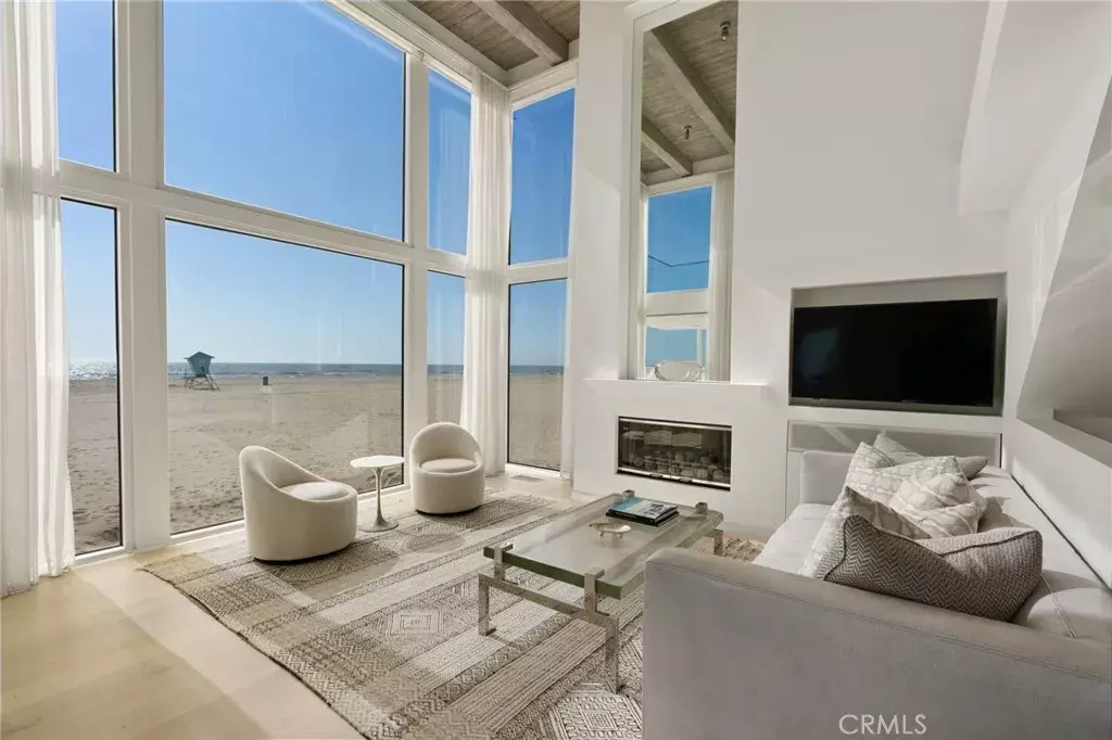 Property Photo:  3557 Ocean Drive  CA 93035 
