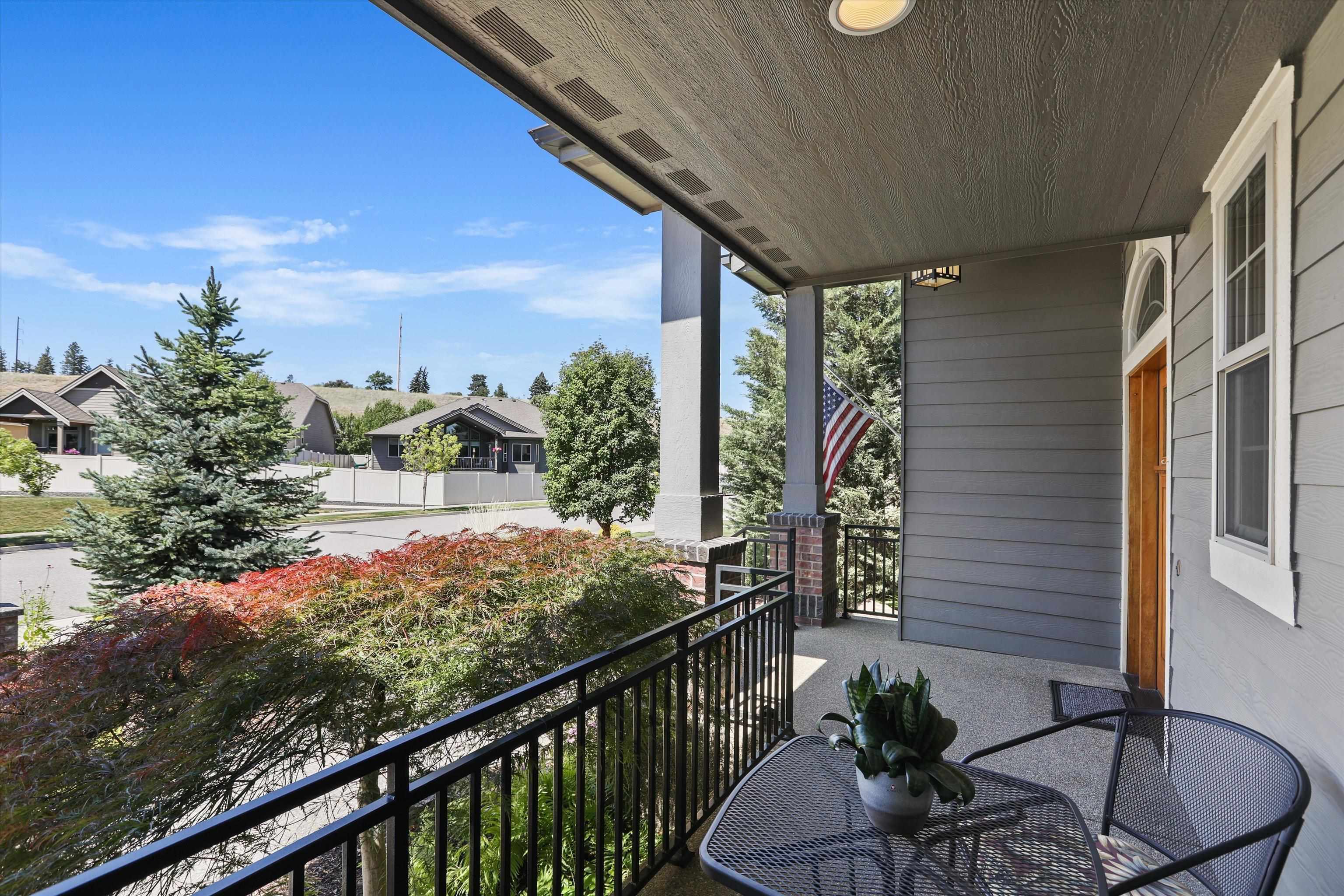 Property Photo: 1604 N Rim View St WA 99224