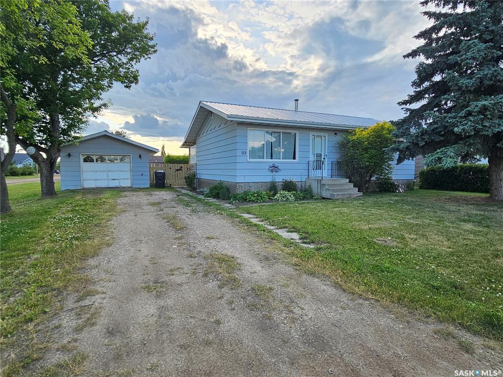 Property Photo: 113 1st Street SW SK S0M 1A0
