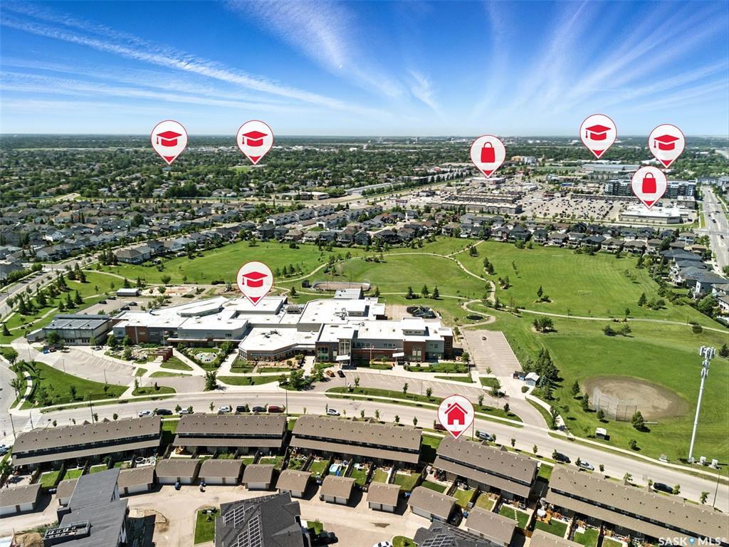 Property Photo: 836 Stensrud Road SK S7W 0M9