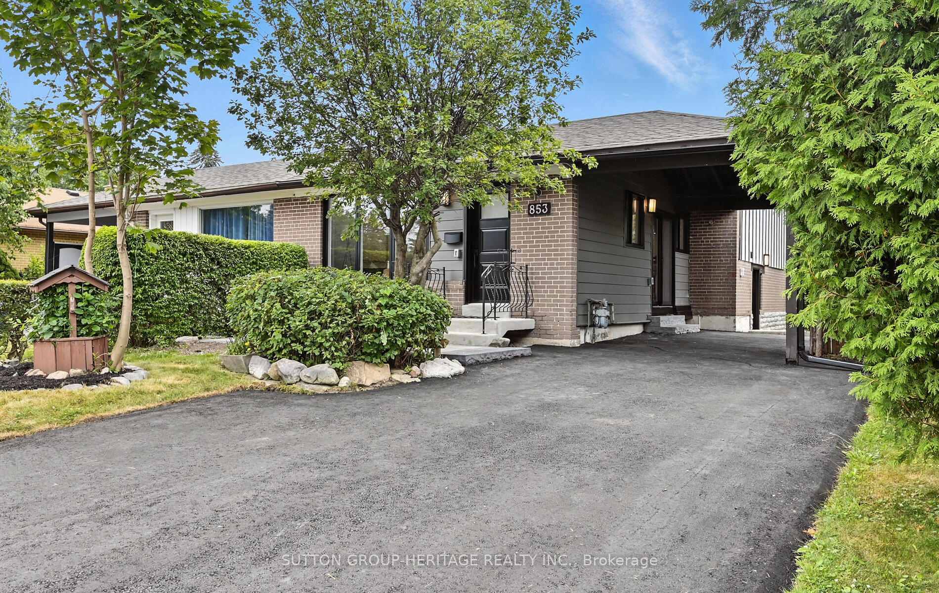 853 Fairview Avenue  Pickering ON L1W 1M7 photo