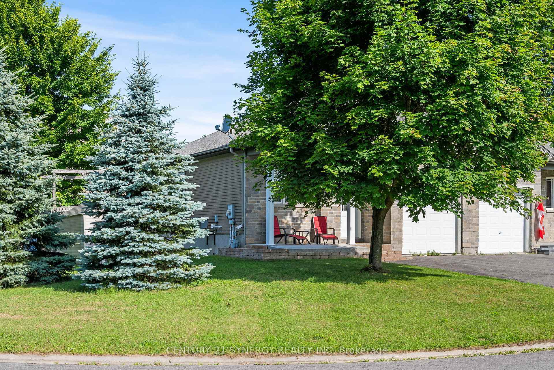 Property Photo:  191 Ottawa Street  ON K0A 2M0 