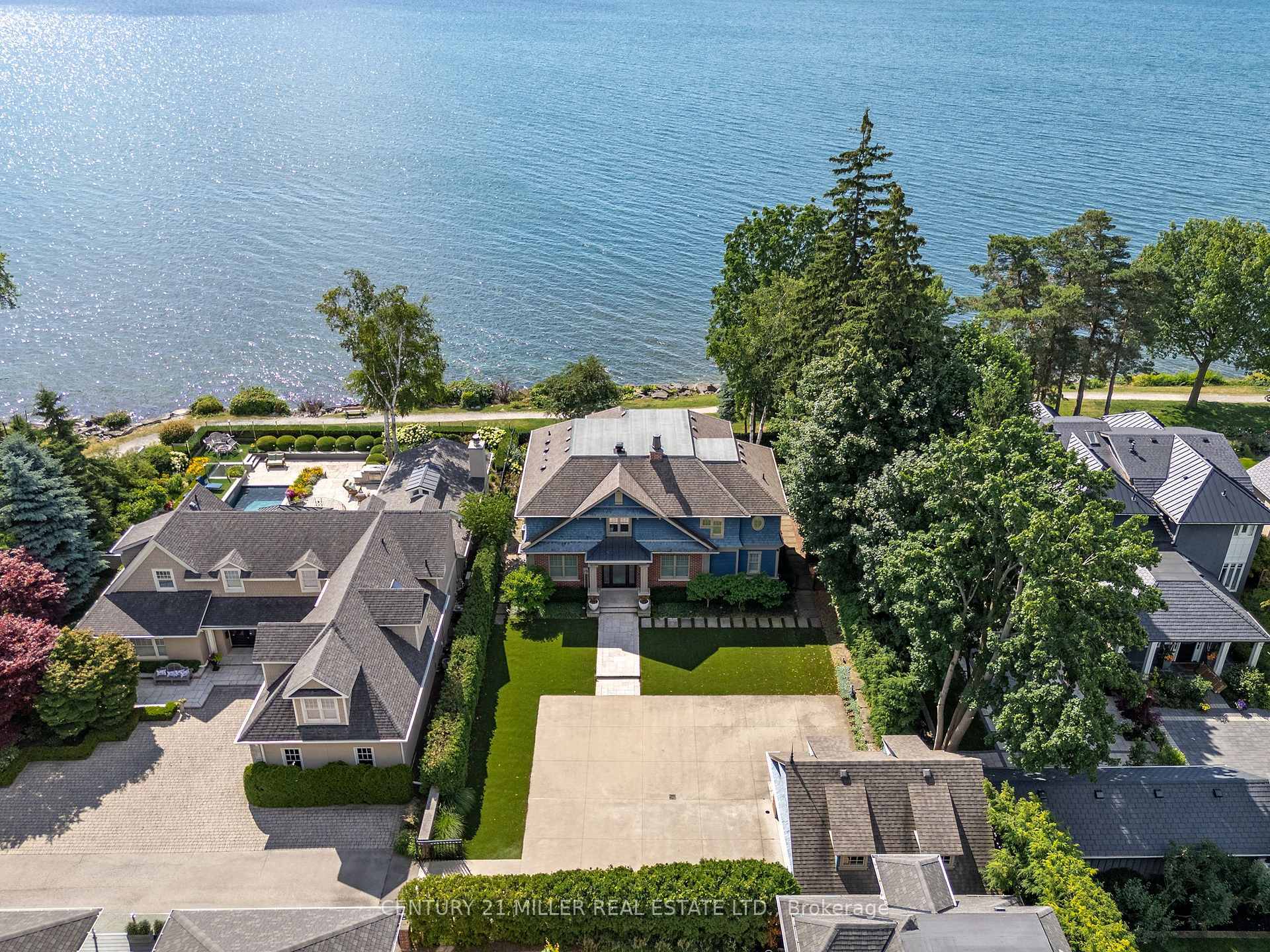 Photo de la propriété: 6 Chartwell Road ON L6J 3Z4