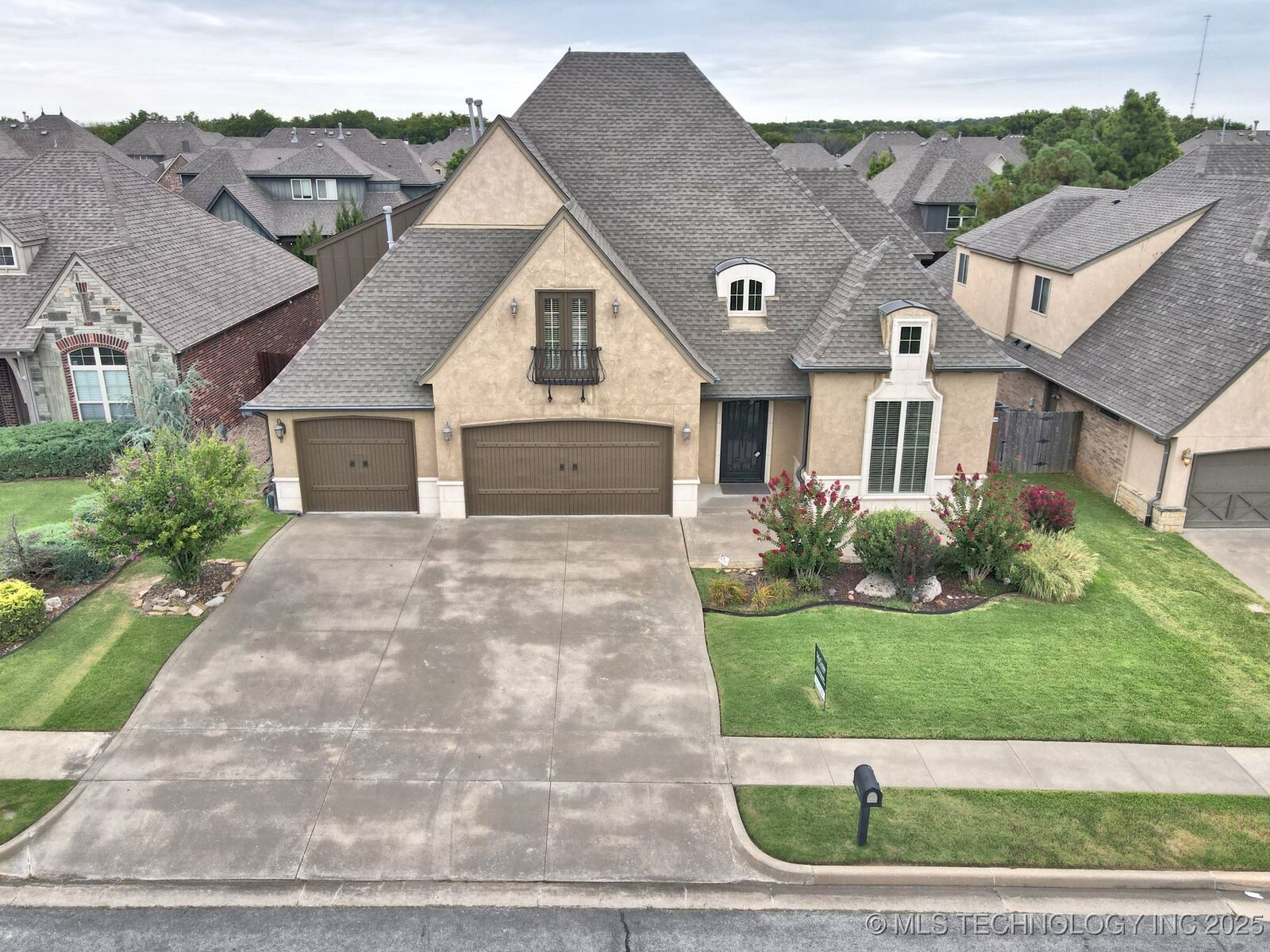 Property Photo:  16311 E 48th Street  OK 74134 