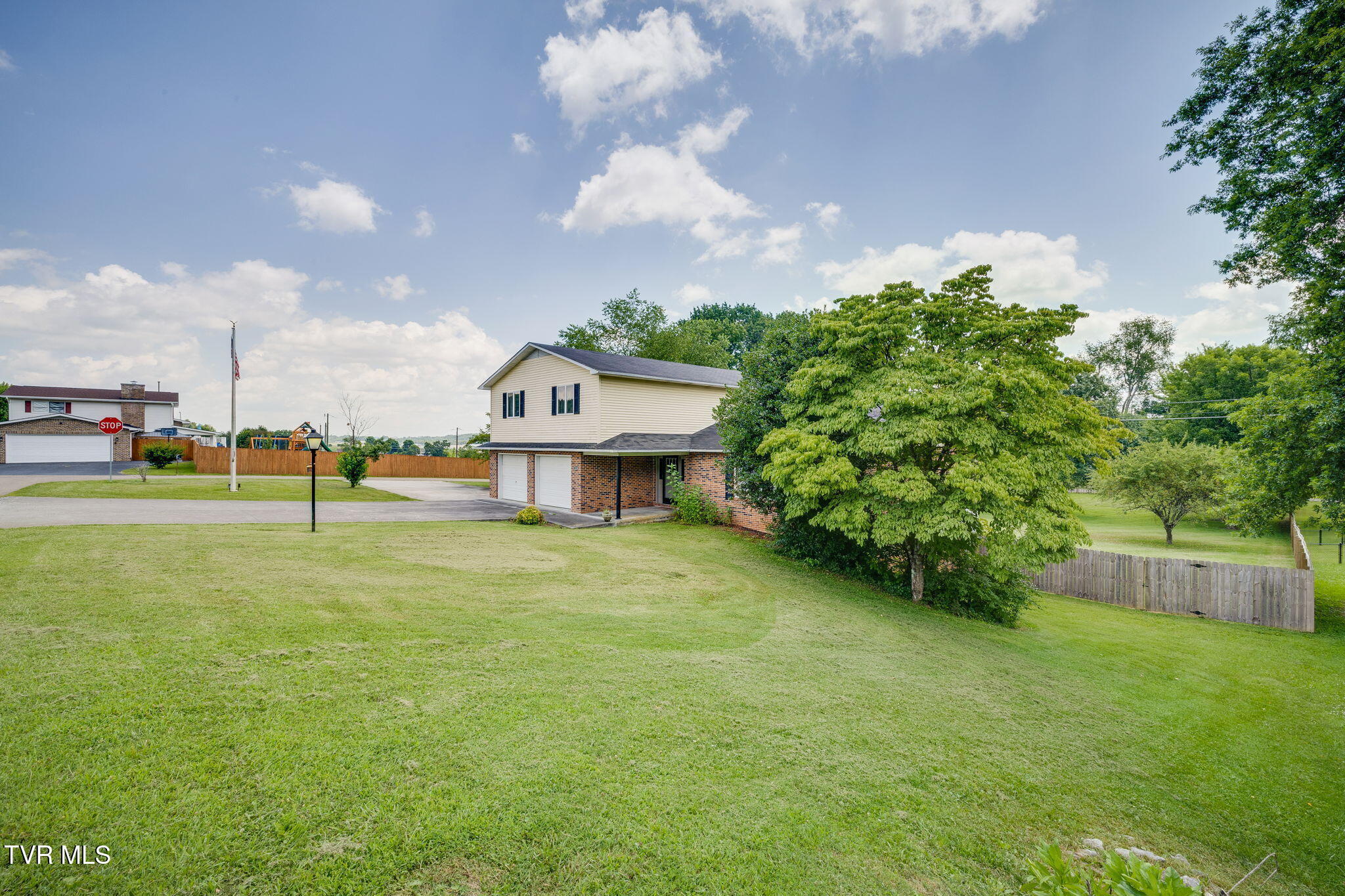 Property Photo: 17304 Mary Lee Drive VA 24210