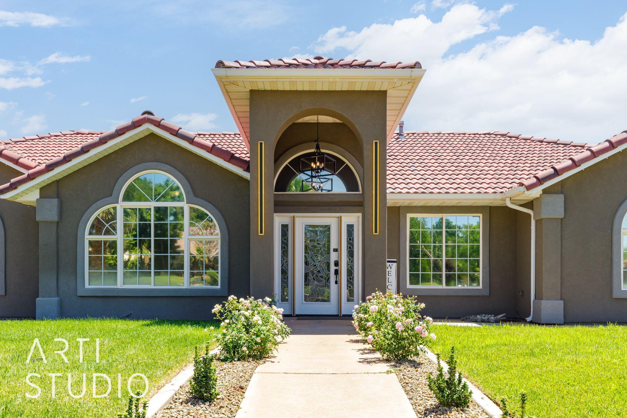 Property Photo: 699 S 160 E UT 84738