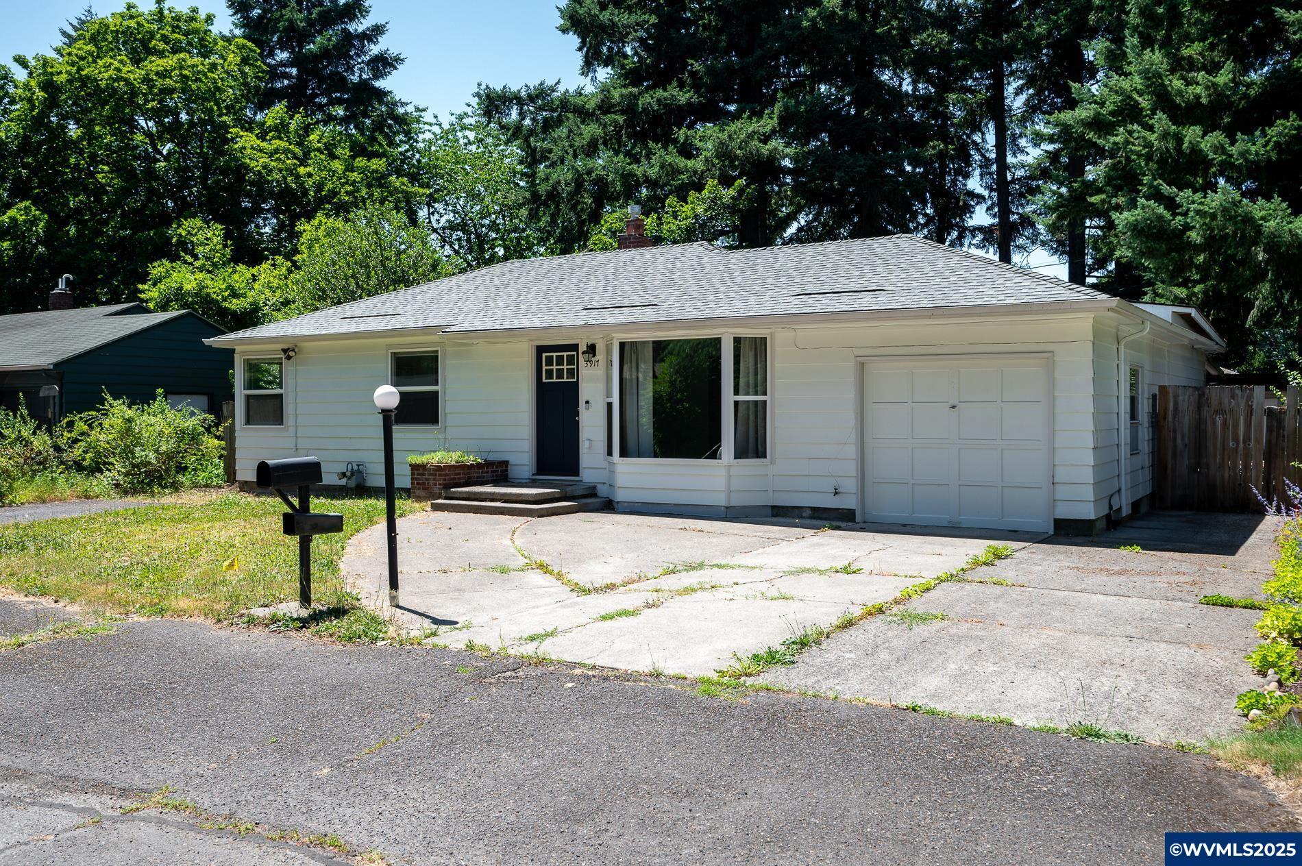 Property Photo: 3917 SE 116 Av OR 97266