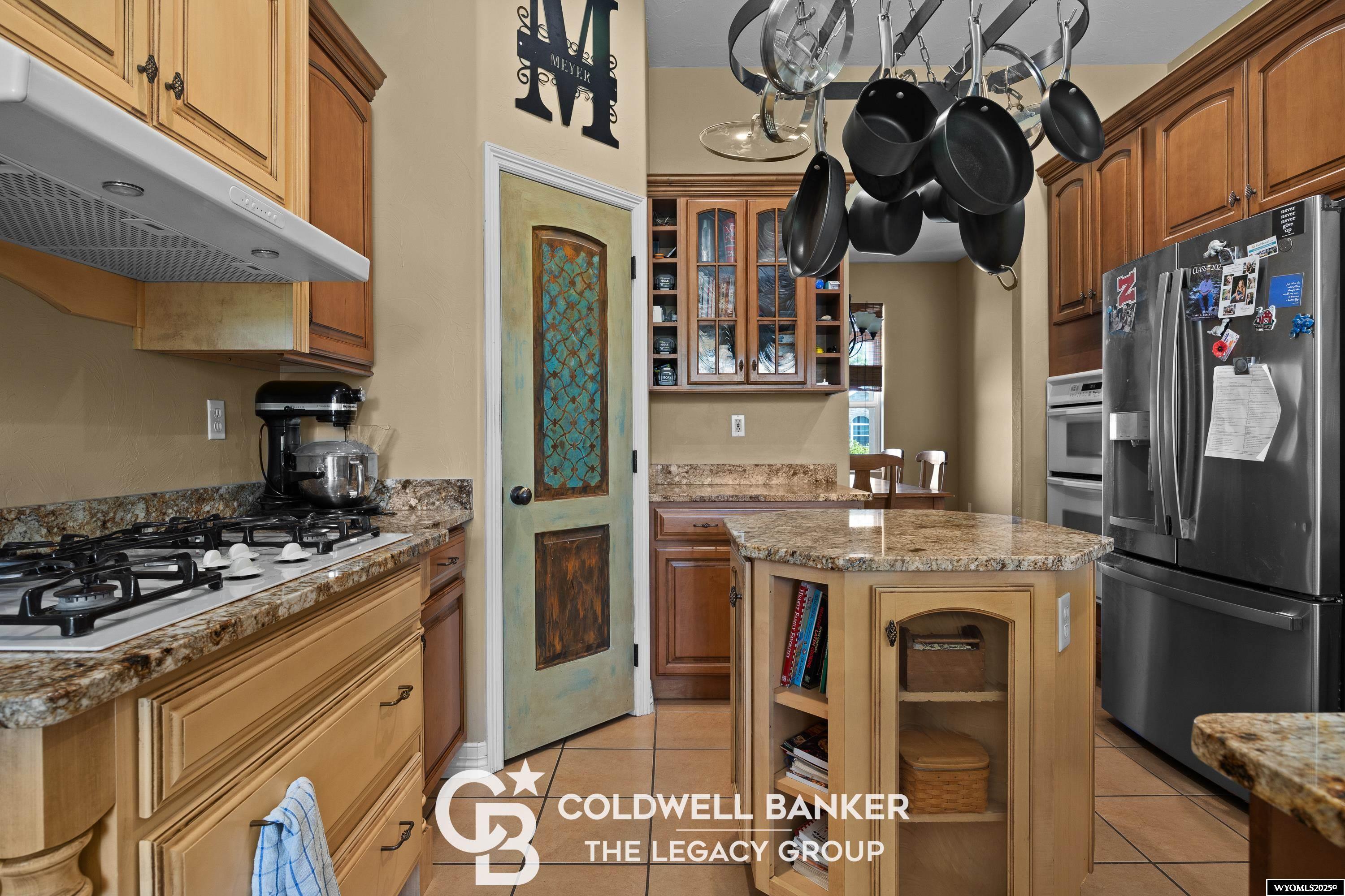 Property Photo: 4521 E 22nd WY 82609